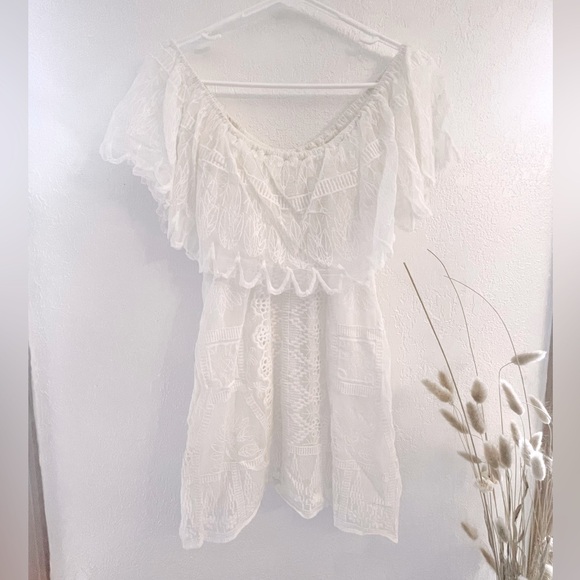 Jen’s Pirate Booty // Wilderness Fiesta Mini Dress in White - Picture 2 of 7